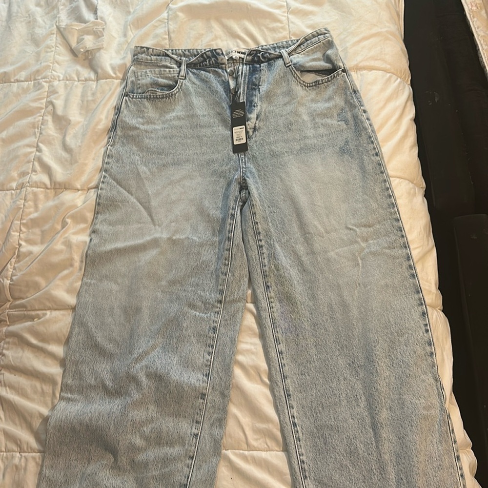 Biggest flirt low rise straight leg Jean